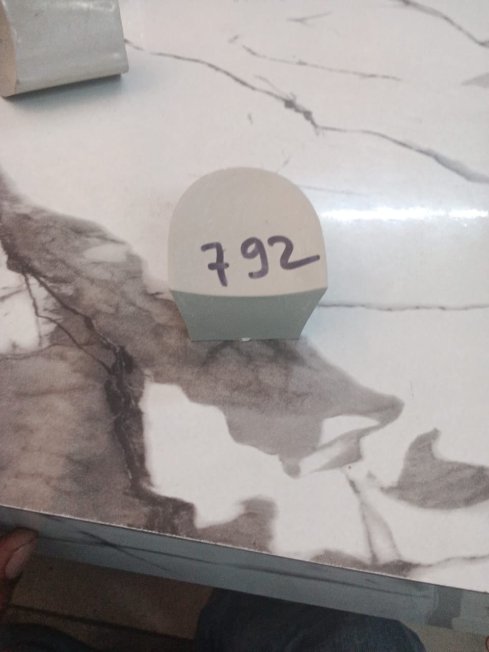 heel 792